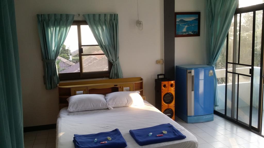 Parfun Guesthouse Ban Nai Rai Buitenkant foto